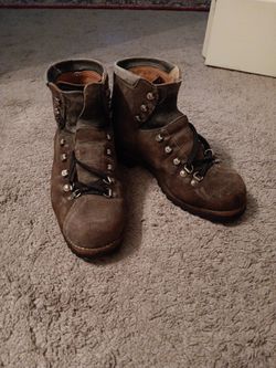 Raichle Swiss Vintage Mountaineer Boots, Size 8