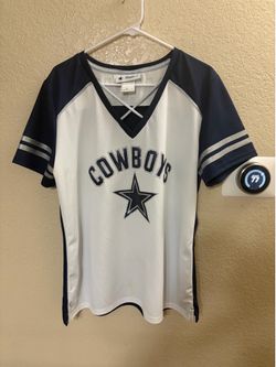 Dallas Cowboys Women’s XL Rhinestone Athletic Top. Official team Excellent pre-owned Rhinestone Size XL.