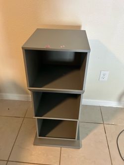 Cube storage box