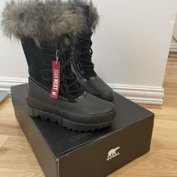 Sorel Snow Boot — Women Size 5