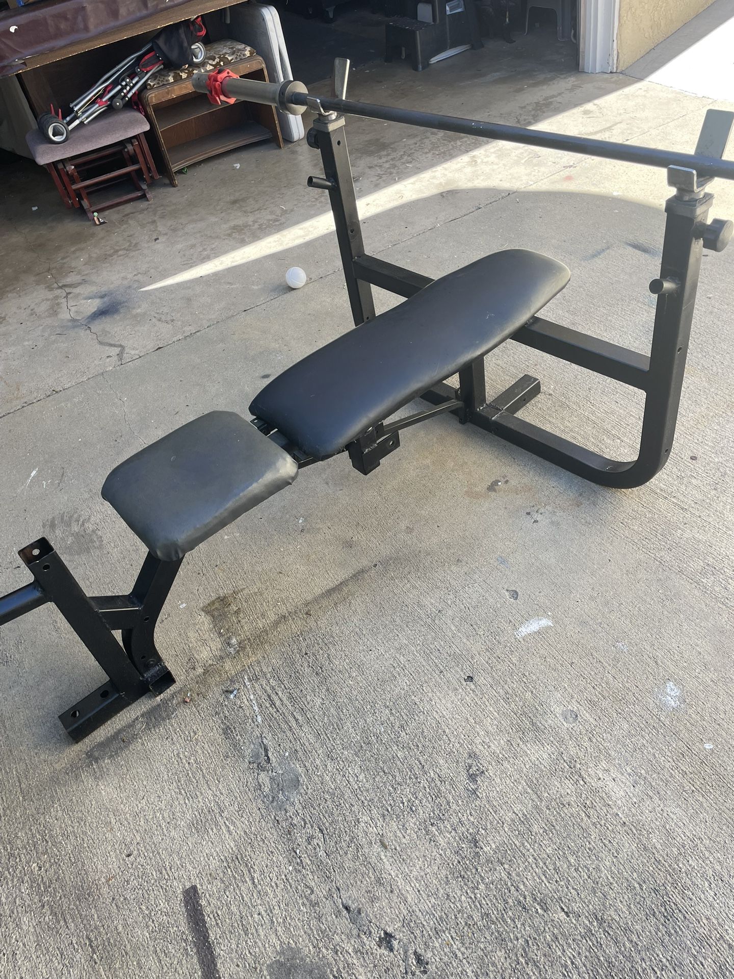 Olympic Weight Bench / Bar       60 Dollars 