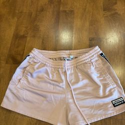 Woman’s Adidas Shorts Size Medium Shipping Available 