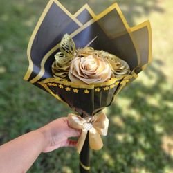 Eternal Bouquet of 4 Roses 💐
