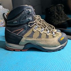 ASOLO Stynger Gore-Tex GTX Boots Womens Size 8 Hiking Trail Waterproof