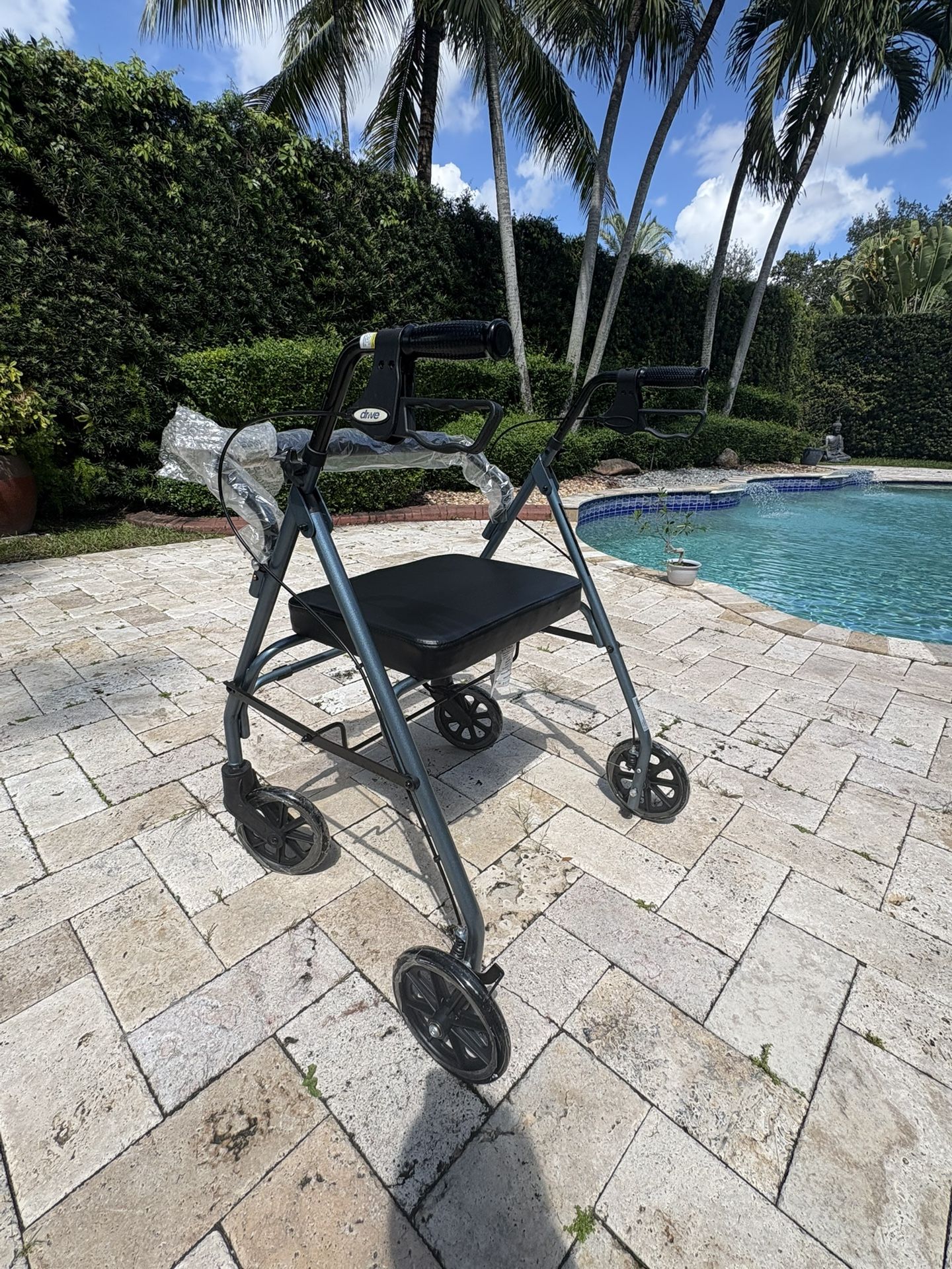 rollator walker 