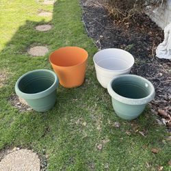 Plastic planters 