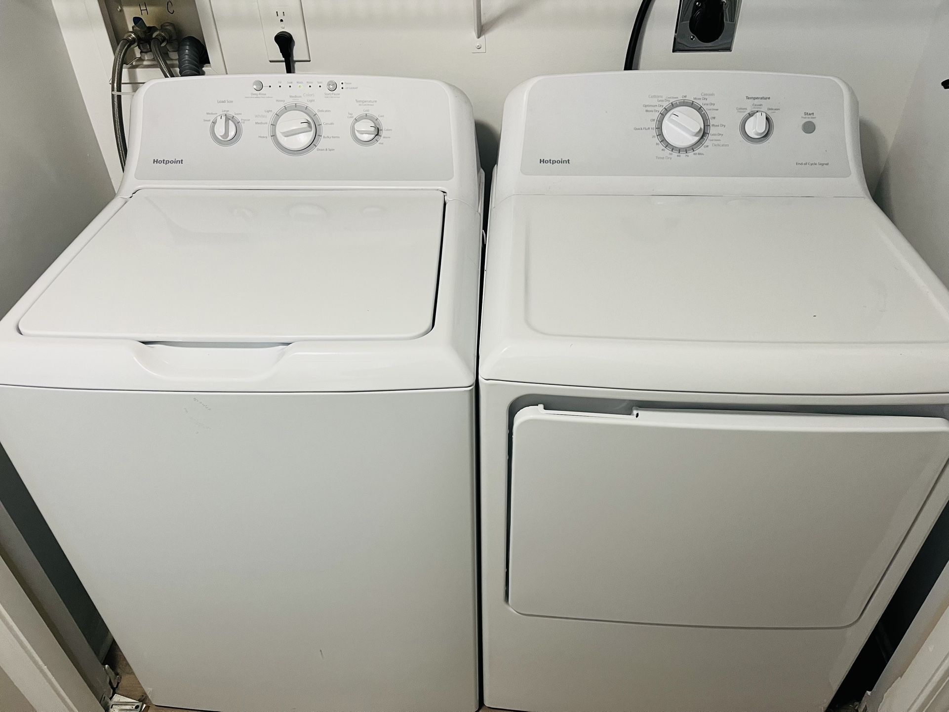 GE Hotpoint Washer and Dryer Set