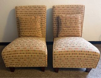 Vintage Dimensions Furniture Accent Chairs + Matching Pillows – Thick Retro Geometric Upholstery – Excellent Condition $250 for the pair or $135 for