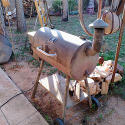 Z- Grills Pallet Barbecue Pit 65$