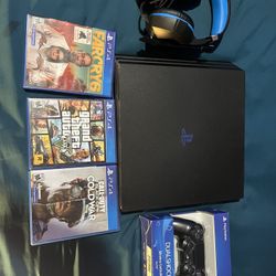 PS4 Pro Bundle 