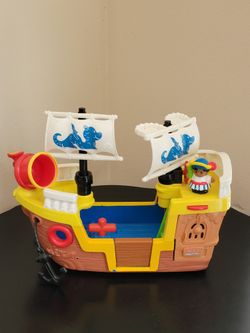 Little People's Pirates Boat