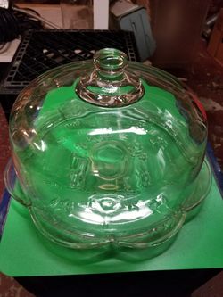 Vintage heavy glass dome cake serving tray