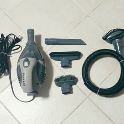 Used Powerful Vacuum cleaner (like new)