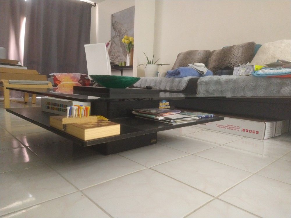 COFFEE TABLE