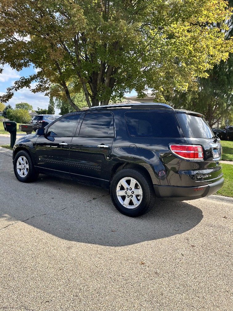 2008 Saturn Outlook for Sale in Romeoville, IL OfferUp