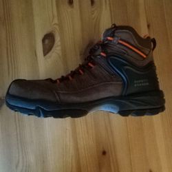 Men Boots Size 9 W