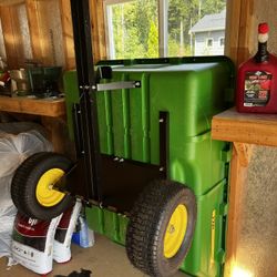 John Deere 17P Poly Dump Cart for Sale in Lake Stevens, WA - OfferUp