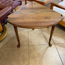 Drop leaf tea table/end table
