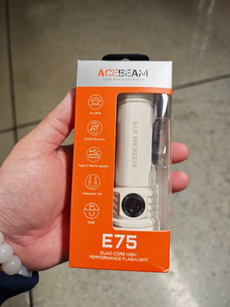 Acebeam Flashlight E75 