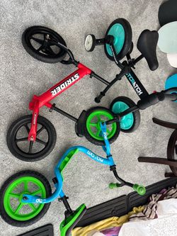 kids balance bikes/tricycle Strider, 3 in 1 Stcratch tricycle - Kazam scooter/ balance bike**read**