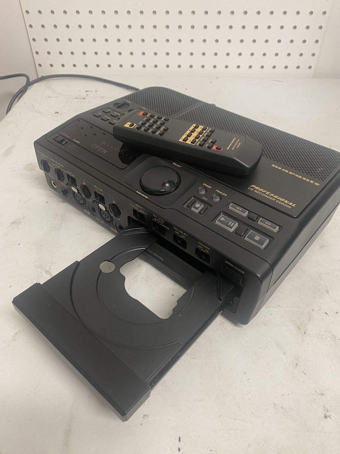 MARANTZ cdr300 portable field recorder / player