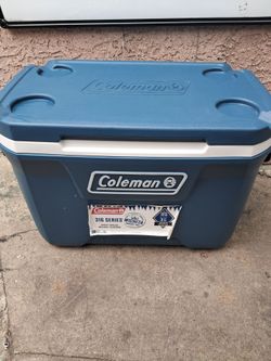 Coleman 316 Series 80-Can Chest Cooler