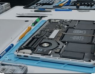 Apple MacBook Repairs 