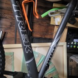 Trek 3900 Mountain Bike Pristine Condituon 