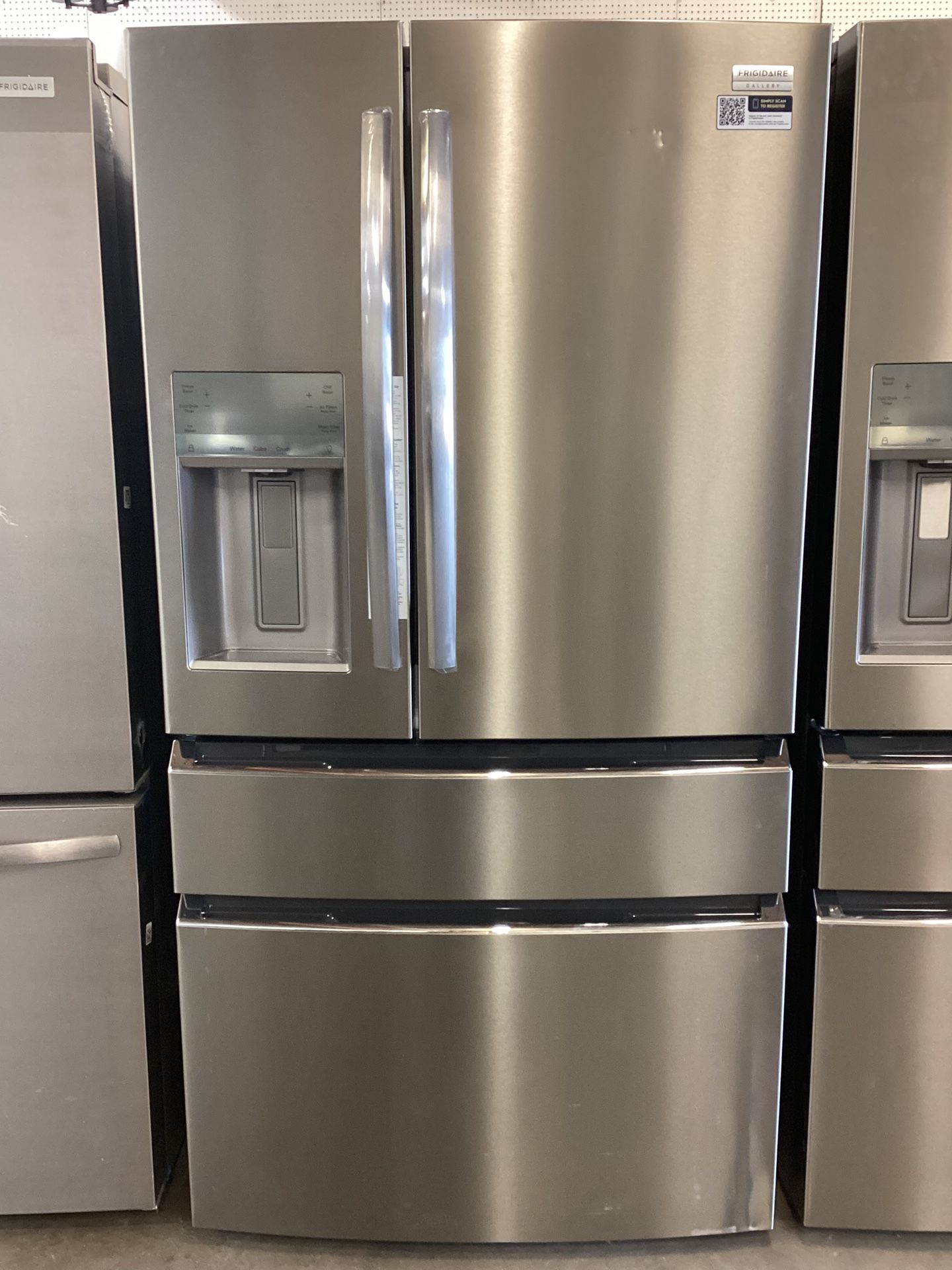 Frigidaire Gallery 4 Door French Door Standard Depth Refrigerator