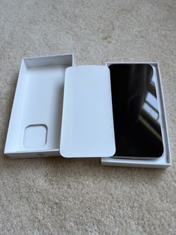 Apple iPhone 14 Pro Max – 128GB – Silver – Unlocked – Like New!