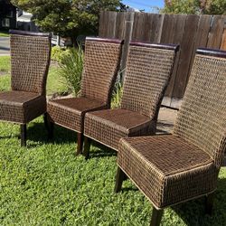 Set 4 Chairs 