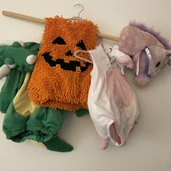 Costumes, Dress Up And Robes!