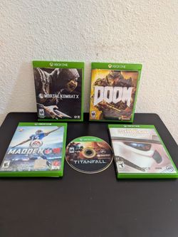 Xbox One Game Bundle – Doom, Mortal Kombat, Titanfall + More