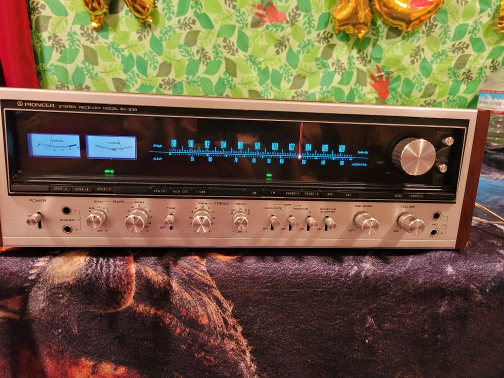 VENDO ESTE PIONEER STEREO RECEIVER MODEL NO. SX-939 