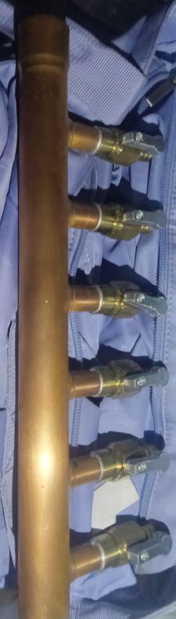 SharkBite Copper 1-in x 1/2-in Radiant Heating Manifold
|
Model #25483Z