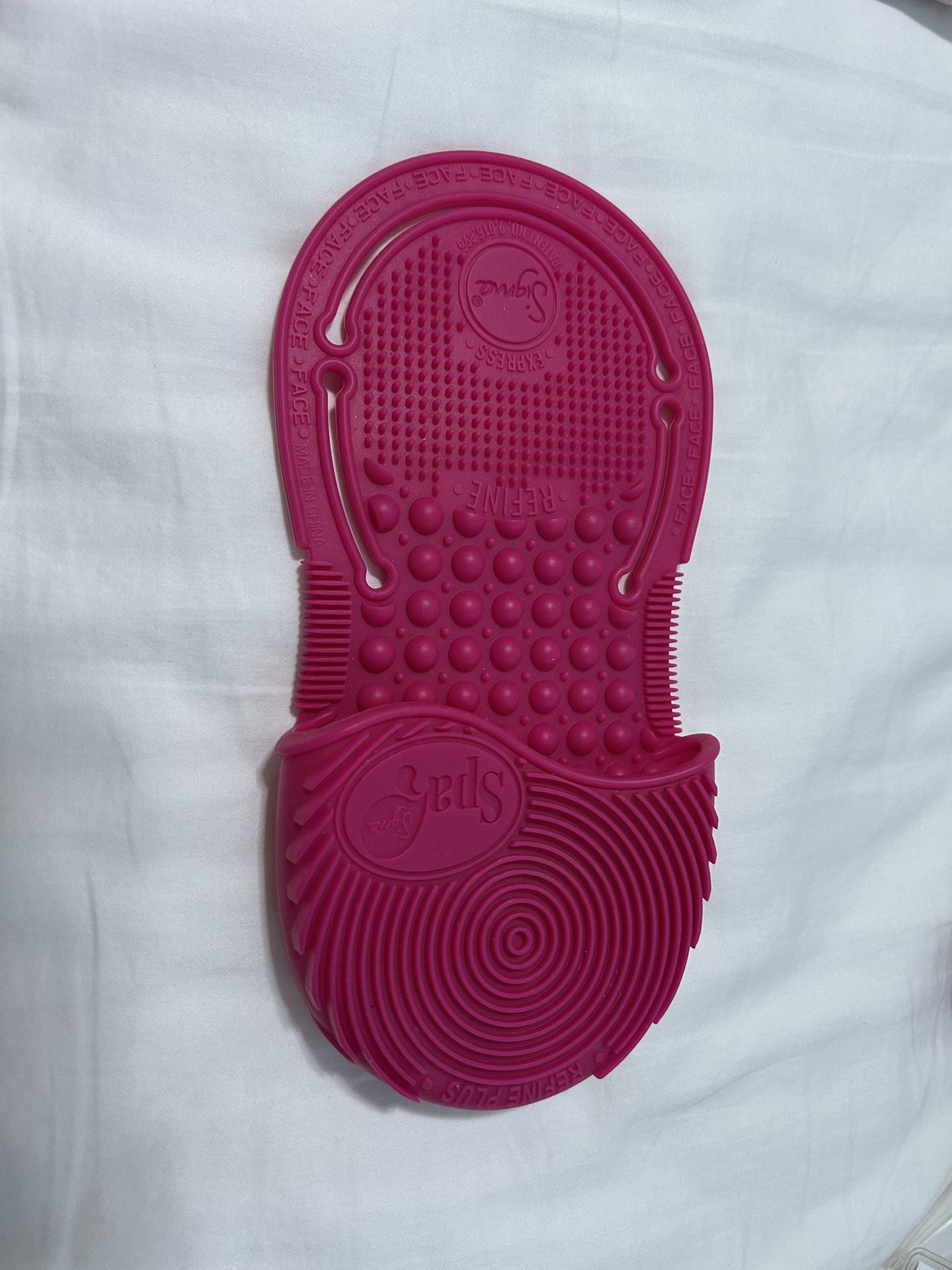 Makeup Brush Cleaner 