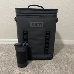 Yeti Hopper BackFlip 24 Soft Sided Backpack Cooler With Bottle Sling - Charcoal