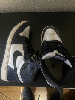 Jordan 1s Navy Blue Off White Sole