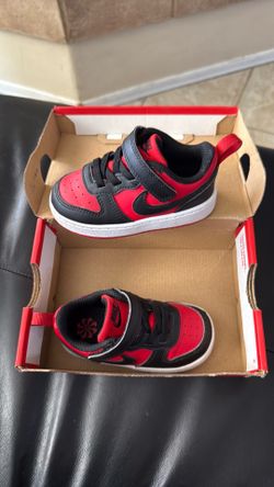 Boys Nike
