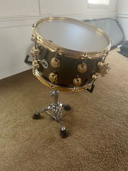 DW Collector’s Series 14x6.5 brass shell Snare Drum – Black Finish with Gold Hardware