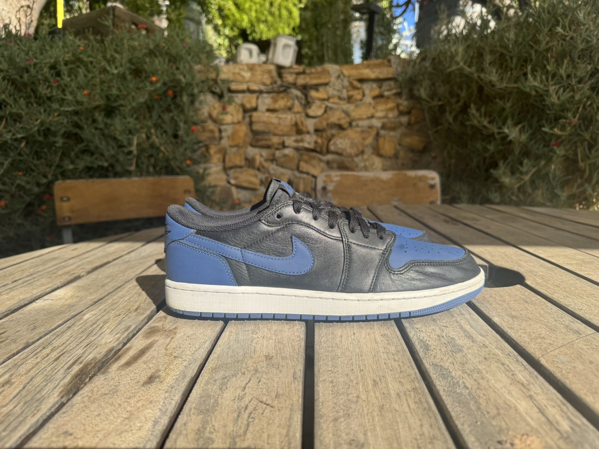 2022 Air Jordan 1 Retro Low OG 'Mystic Navy'