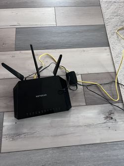 Router NightHawk R7450