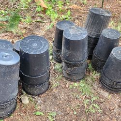 FREE- PLASTIC POTS GALORE