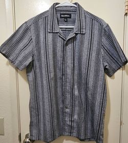 Classic Men's Short Sleeve Casual Grey Button Down Shirt