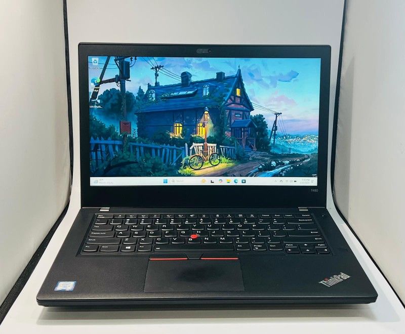 Lenovo T480 ThinkPad i5-8350u 1.90Ghz 8GB//256GB SSD Windows 11 Pro Fully Functional