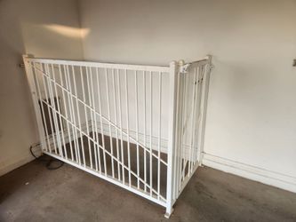 Gate