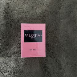 Valentino Donna Born in Roma Eau de Parfum Spray 3.4 fl oz Regular Size