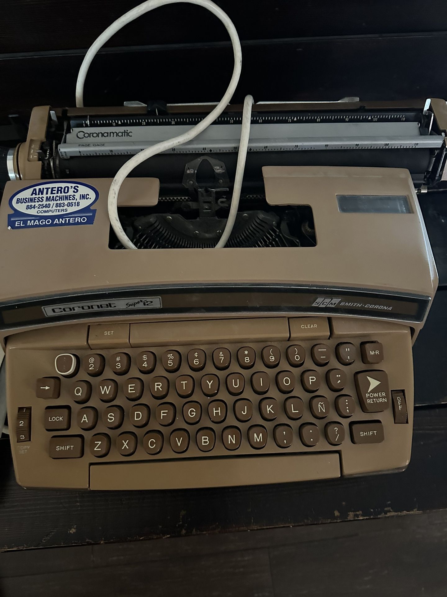 Typewriter - Vintage