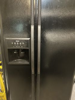 Maytag Side By side Refrigerator 