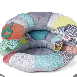 Infantino 2-In-1 Tummy Time & Seated Support - For Newborns And Older Babies, With Detachable Support Pillow And Toys, For Development Of Strong Head 